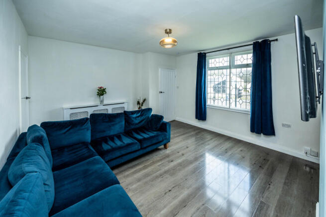 3 bed Terraced for sale Image 4