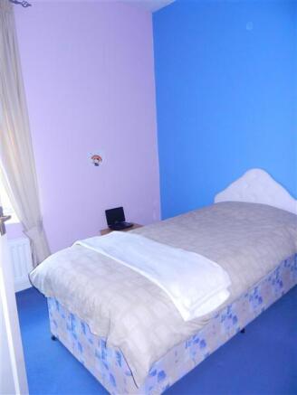 BEDROOM (2)