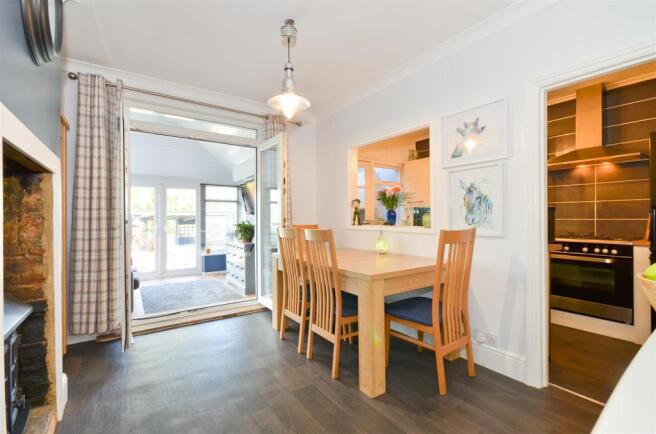 Dining Room.JPG