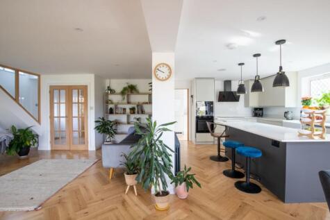 Thellusson Way, Rickmansworth, WD3