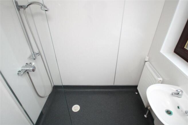 Wet/Shower Room