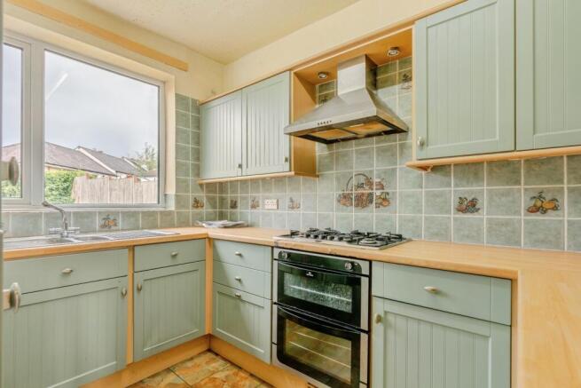 3 bed Semi-Detached for sale Image 7