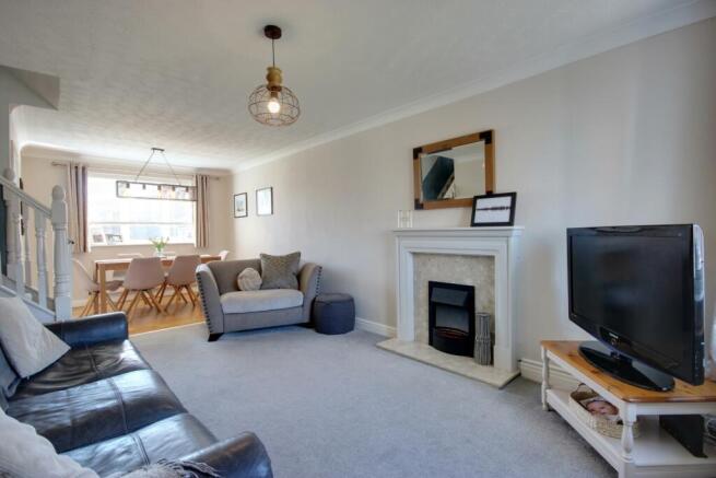 3 bed Detached for sale Image 9