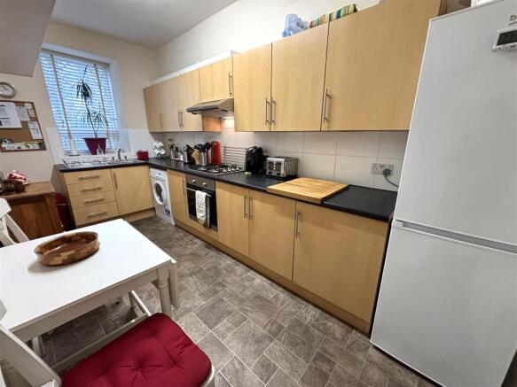 2 bed End of Terrace for sale Image 3