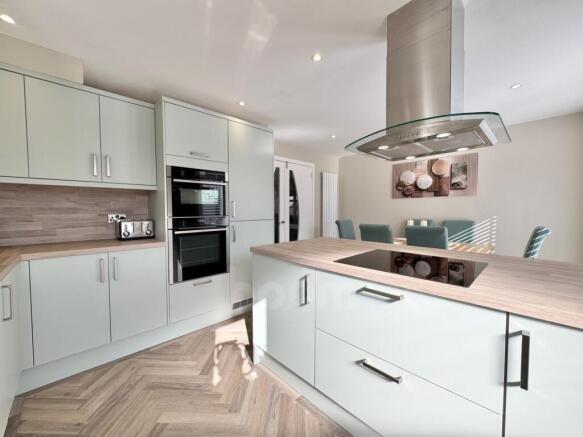 Whitlees Court, Ardrossan kitchen