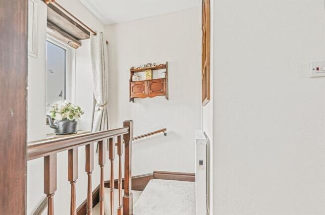 2 bed Terraced for sale Image 12