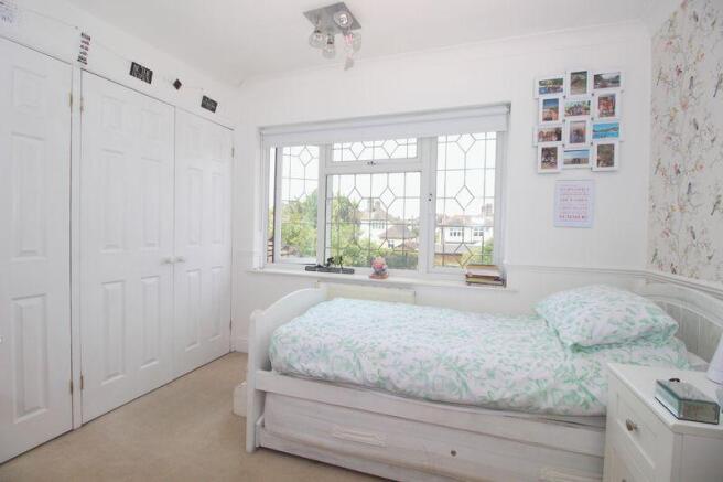 DOUBLE BEDROOM