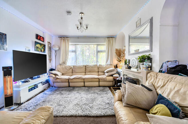 1429043-11-69ca79...