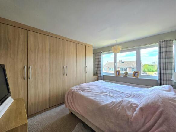 Master Bedroom 2.jpg