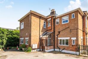Flat 2, 2, Avenue Road, Wimborne BH21 1BT