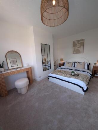 3 bed Semi-Detached for sale Image 8