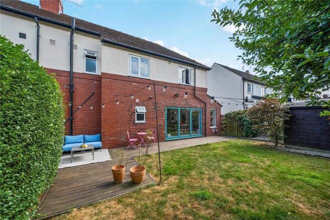 3 bed Semi-Detached for sale Image 12