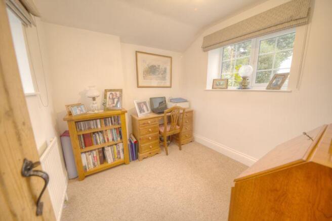 Photo 18