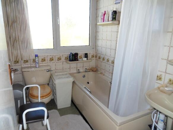 Photo 12