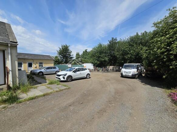 11 bed Block of Apartments for sale Image 7