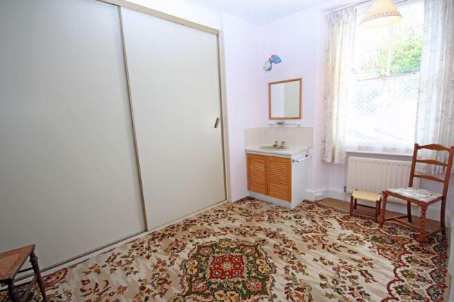 BEDROOM 2