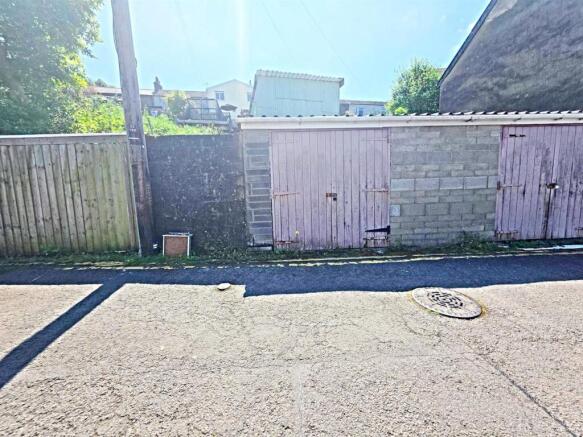 Madoc Street, Graig, Pontypridd photo 5