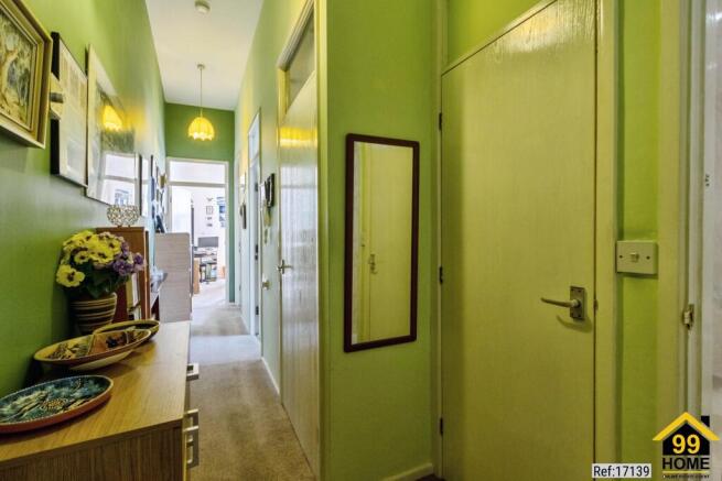 2 bed Flat for sale Image 10