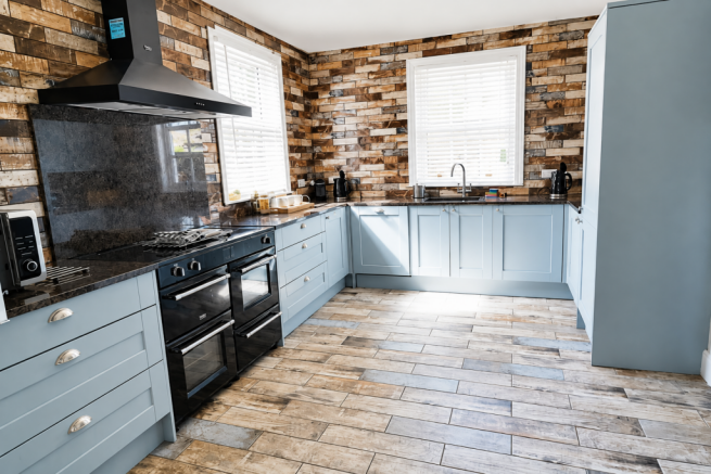 10 bed House for sale Image 5