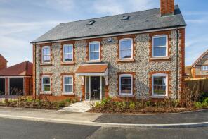 Northcliffe, Reading Street, Broadstairs CT10 3AX