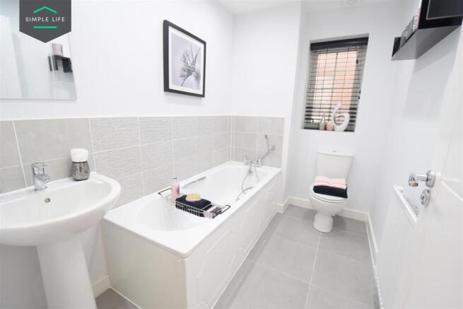 3 bed Semi-Detached to rent Image 8