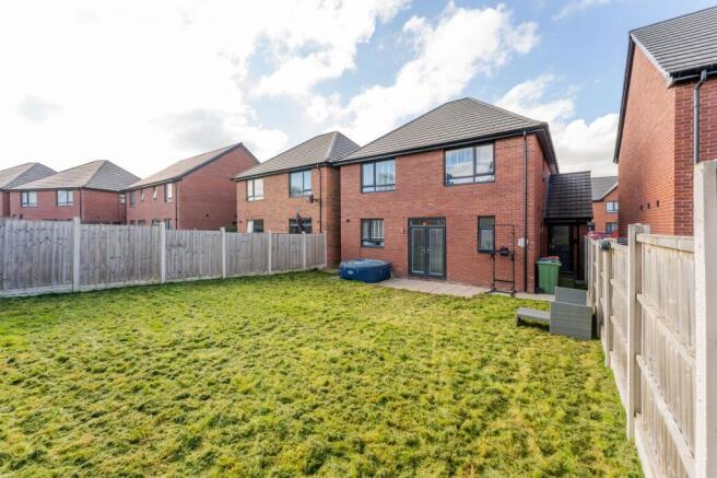 Hatton Lane, Winsford, CW7 photo 4