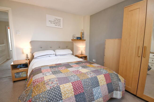 4 bed Town House for sale Image 10