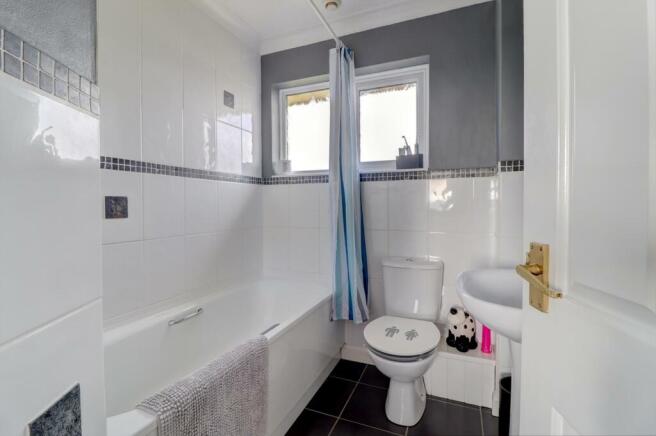 Bathroom.jpg