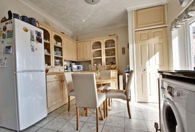 Kitchen/Breakf...