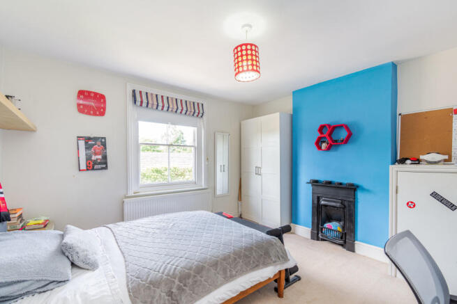 Bed 4