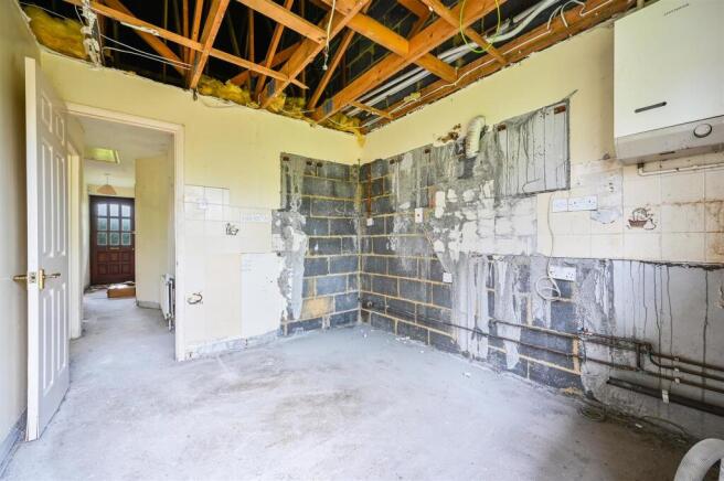 BECKENSHAW GARDENS, 30- (13).jpg