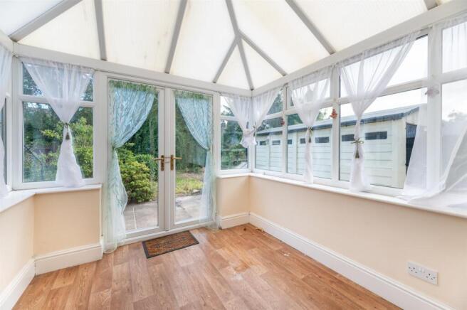 3 bed Semi-Detached for sale Image 11