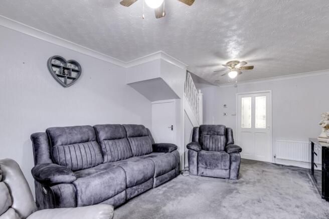 3 bed Semi-Detached for sale Image 6