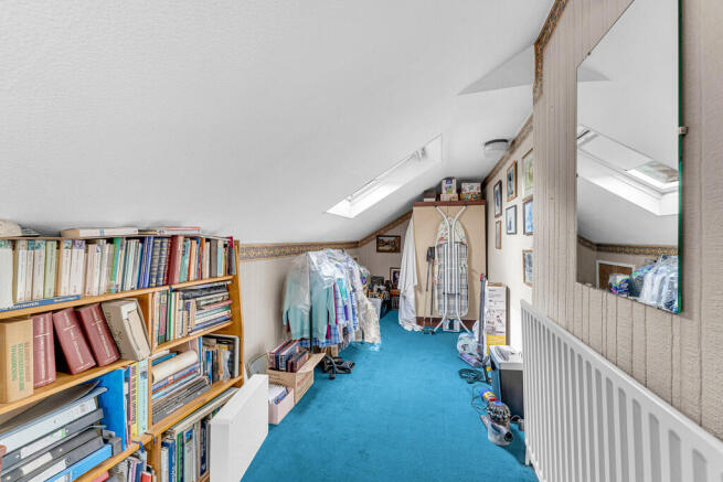 39 NARROW LANE-29