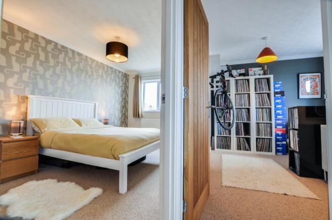 Bedroom 1 (Double)