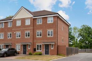 18, Bell Farm Way, Hersham, Walton-on-thames KT12 5EE