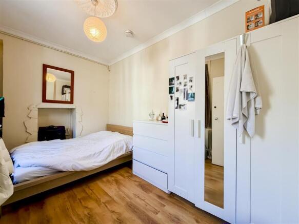 bedroom.jpg