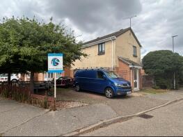 60, Rembrandt Grove, Springfield, Chelmsford CM1 6GH