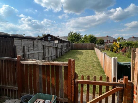 2 bed Terraced for sale Image 7