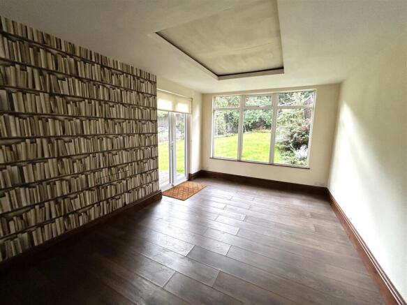 family room.JPG