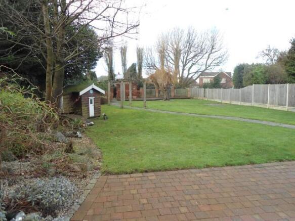 Garden 1.JPG