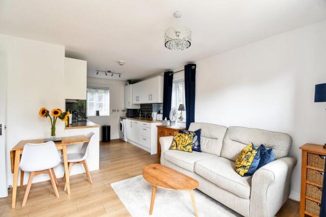 Hilton Close, Kempston, Bedford, MK42 photo 4