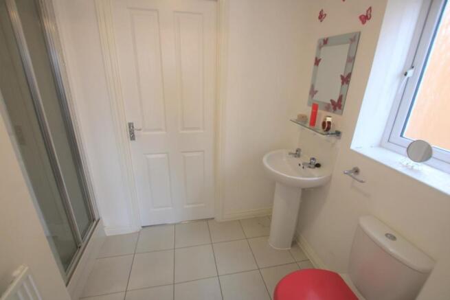 Jack & Jill En Suite