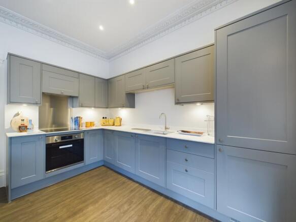 CAM01740G0-PR0118-STILL039