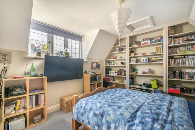 8481542-interior16