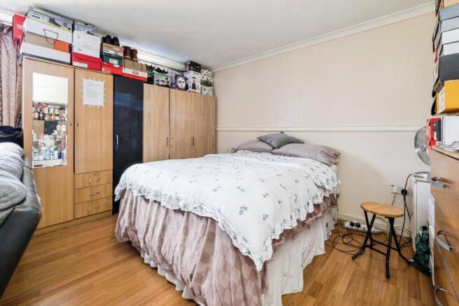 31 Bell Farm Avenue, Dagenham, RM10 7AT