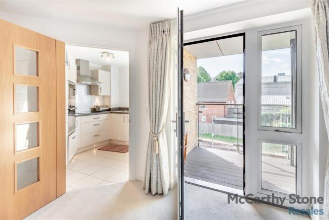 Isabella House, Hale Road, Gascoyne Way, Hertford, SG13 8EN photo 4