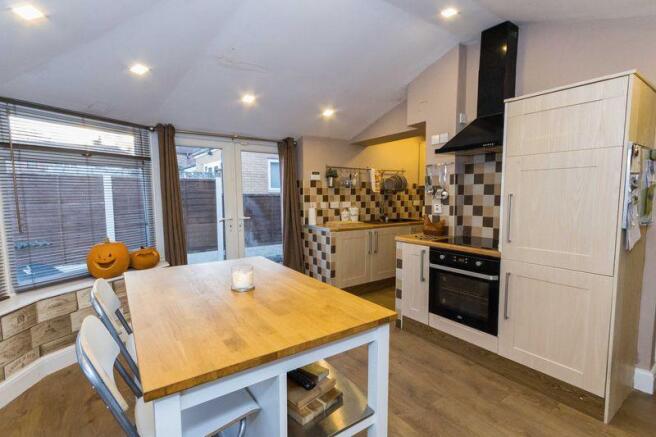 Kitchen Diner 