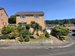 5, Manor Valley, Weston-super-mare BS23 2SY
