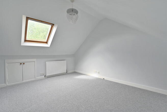 2 bed Terraced to rent Image 8